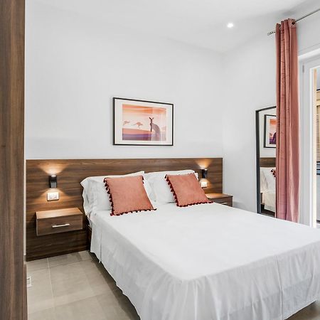 Pangea Luxury Rooms 카스텔라마레디스타비아 외부 사진
